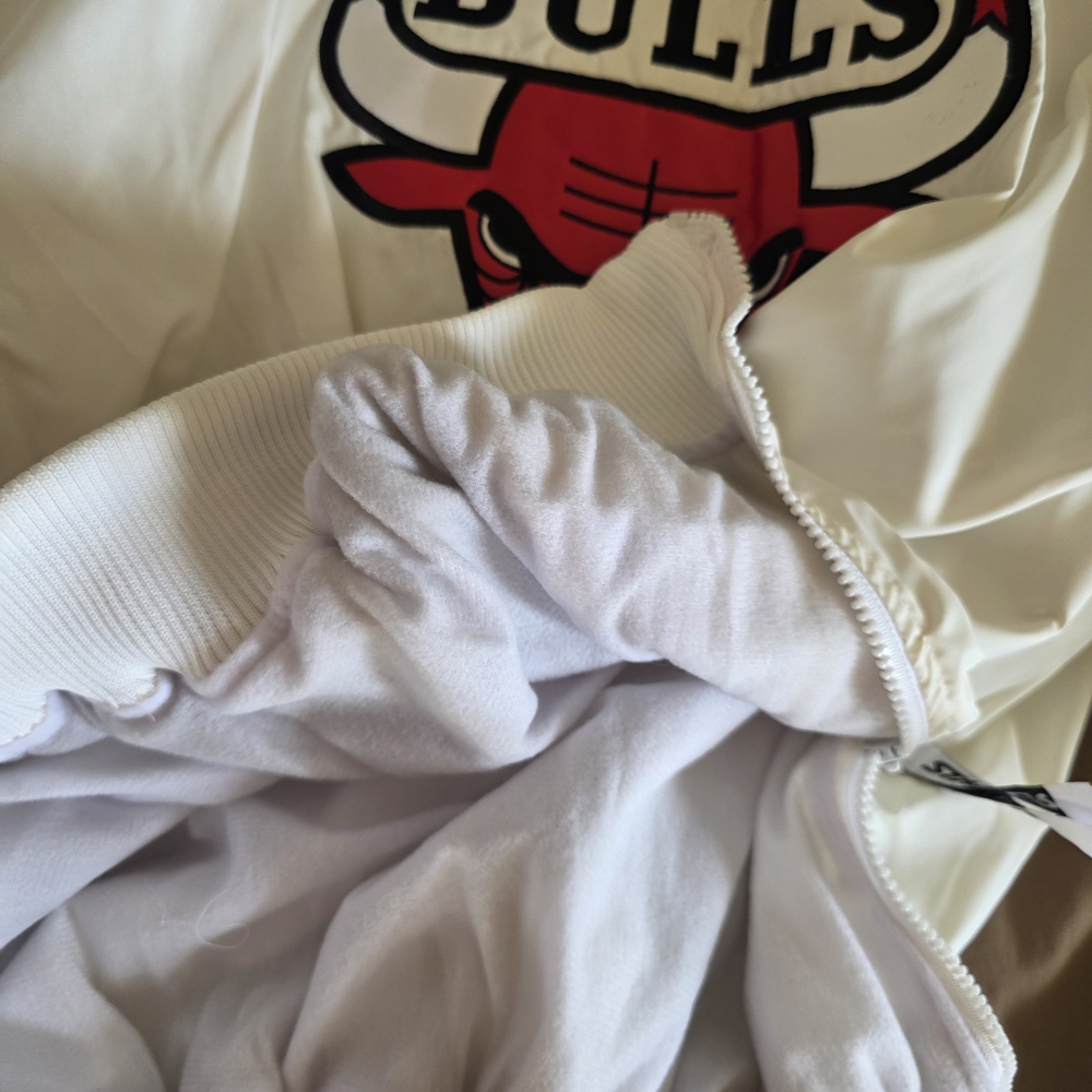 Vintage Chicago Bulls Starter Pullover Jacket – Jordan Era Size M 1990s - Picture 4 of 9